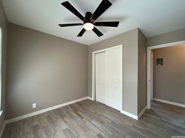 1854 KENDALIA AVE, San Antonio, TX 78224