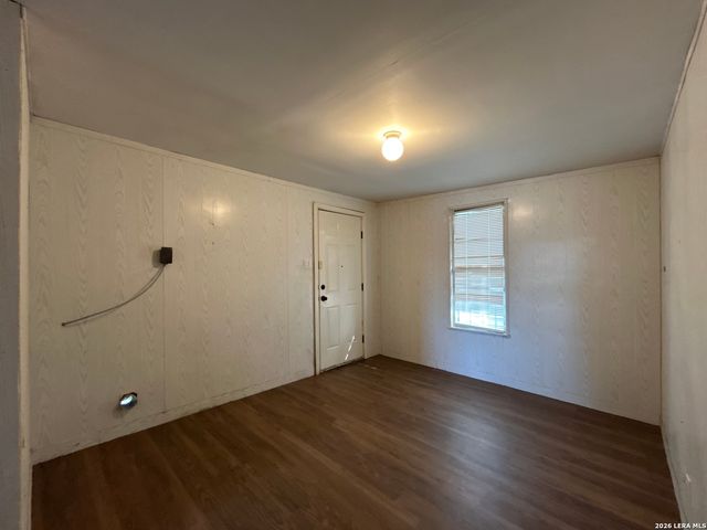 1854 KENDALIA AVE, San Antonio, TX 78224
