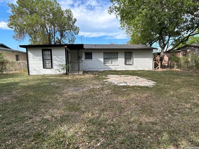 1854 KENDALIA AVE, San Antonio, TX 78224