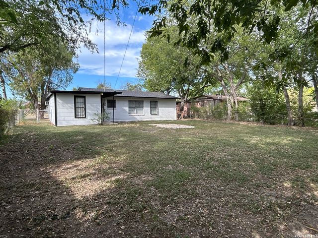 1854 KENDALIA AVE, San Antonio, TX 78224