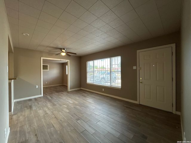 1854 KENDALIA AVE, San Antonio, TX 78224