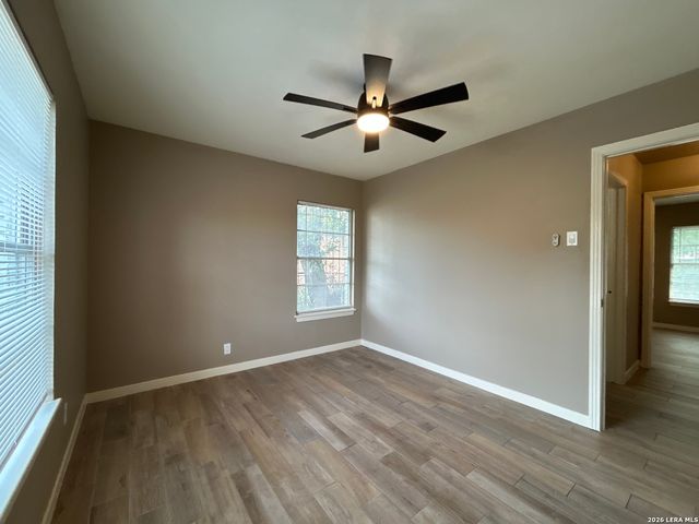 1854 KENDALIA AVE, San Antonio, TX 78224