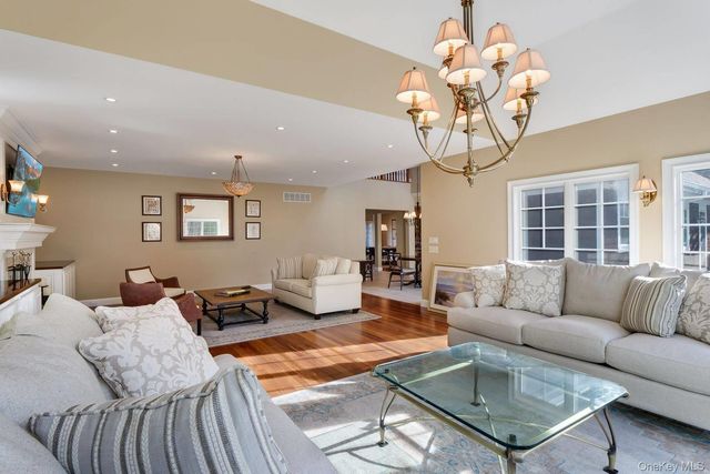 30 Post Fields, Quogue, NY 11959
