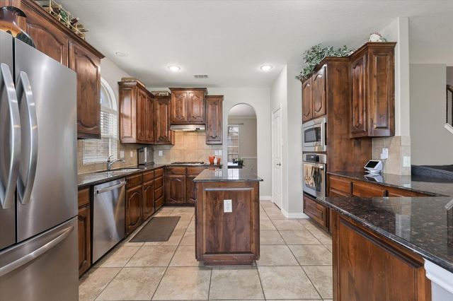 12428 Leaflet Drive, Fort Worth, TX 76244