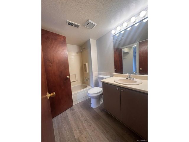 8853 Colorado Blvd 106, Thornton, CO 80229