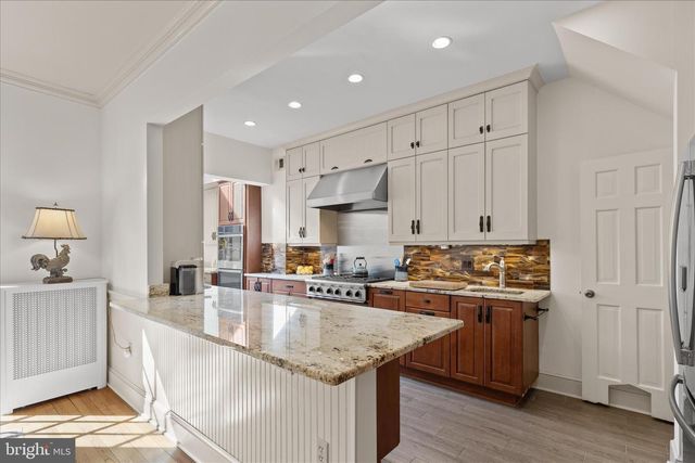 2828 27TH ST NW, Washington, DC 20008