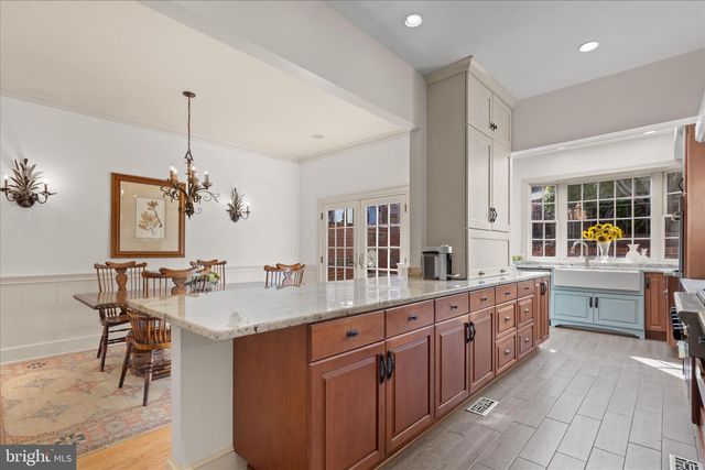 2828 27TH ST NW, Washington, DC 20008