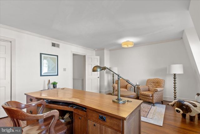 2828 27TH ST NW, Washington, DC 20008