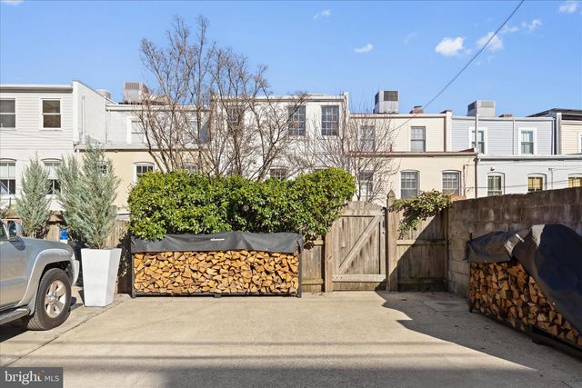 2828 27TH ST NW, Washington, DC 20008