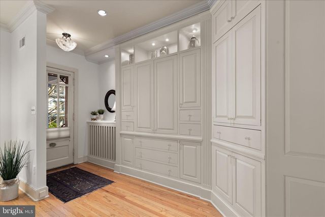 2828 27TH ST NW, Washington, DC 20008