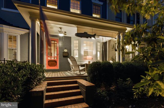 2828 27TH ST NW, Washington, DC 20008