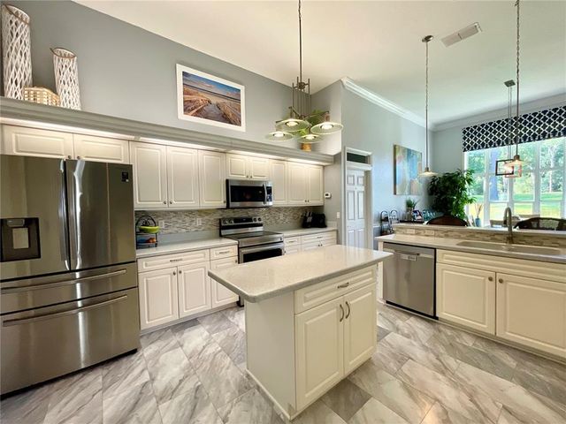 11566 SW 69TH CIRCLE, Ocala, FL 34476