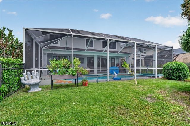 2608 Sunvale CT, Cape Coral, FL 33991