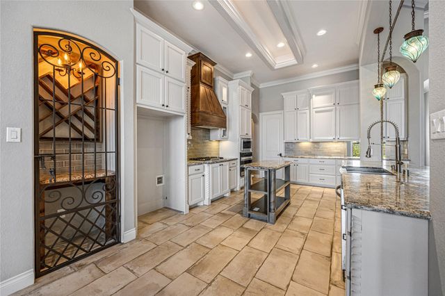 75 Grandview Boulevard, Montgomery, TX 77356