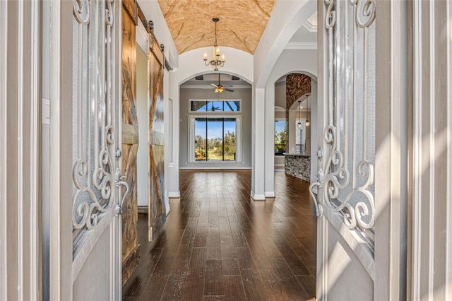 75 Grandview Boulevard, Montgomery, TX 77356