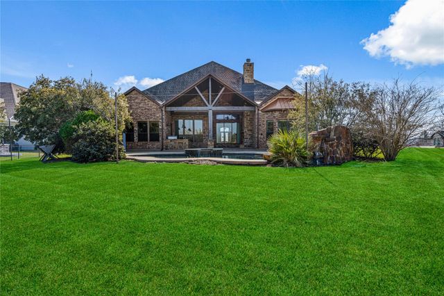 75 Grandview Boulevard, Montgomery, TX 77356