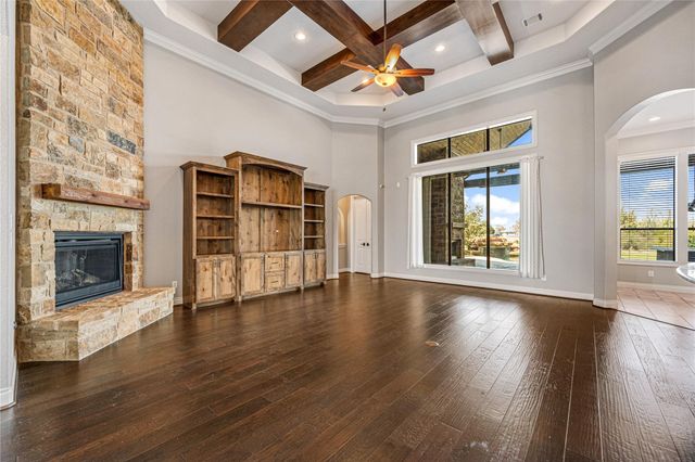 75 Grandview Boulevard, Montgomery, TX 77356