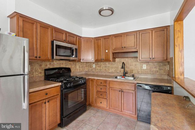12214 MEDFORD RD, Philadelphia, PA 19154