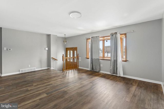 12214 MEDFORD RD, Philadelphia, PA 19154