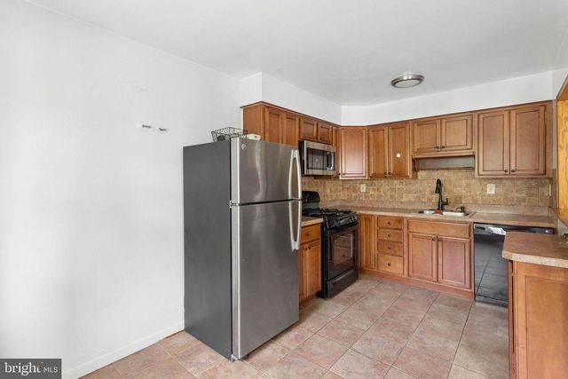 12214 MEDFORD RD, Philadelphia, PA 19154