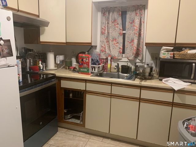 34 Helen Street, Hamden, CT 06514