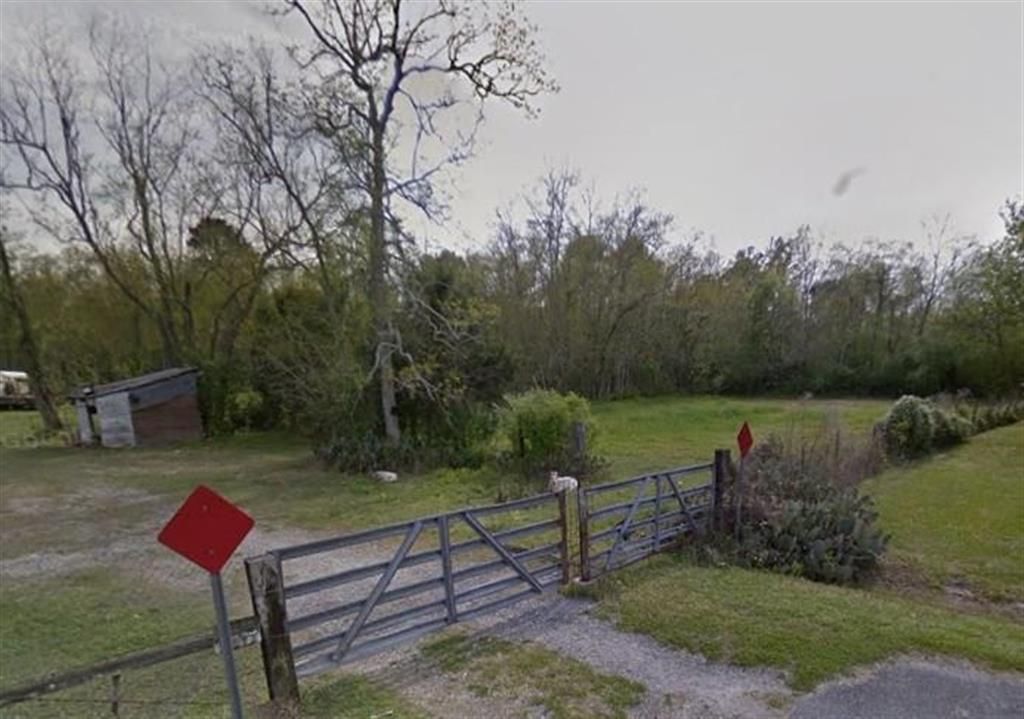 Carver Road, Lake Charles, LA 70615