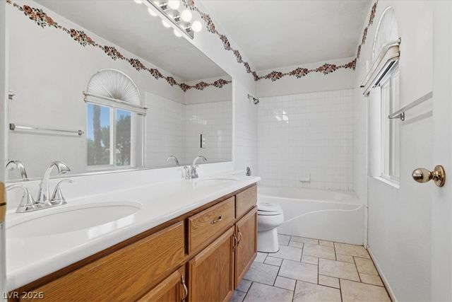 3744 Beacon Point Street, Las Vegas, NV 89129