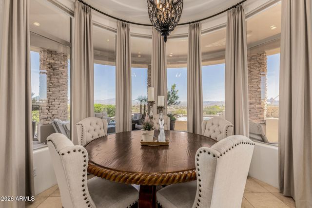 11446 N CRESTVIEW Drive, Fountain Hills, AZ 85268