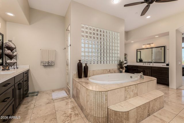 11446 N CRESTVIEW Drive, Fountain Hills, AZ 85268