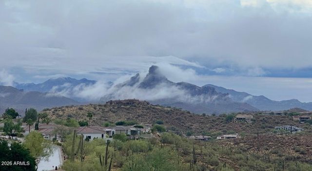 11446 N CRESTVIEW Drive, Fountain Hills, AZ 85268