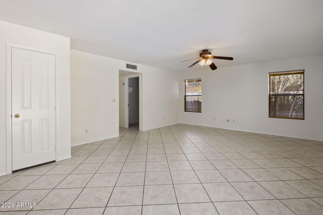 7396 W TARO Lane, Glendale, AZ 85308