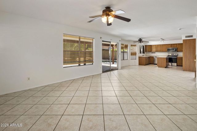 7396 W TARO Lane, Glendale, AZ 85308