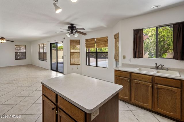 7396 W TARO Lane, Glendale, AZ 85308