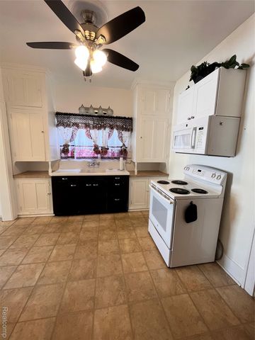 1606 Garland Street, Flint, MI 48503