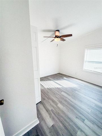 102 BENJAMIN DRIVE, Hawthorne, FL 32640