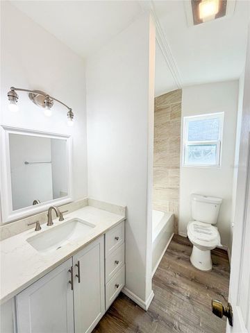 102 BENJAMIN DRIVE, Hawthorne, FL 32640