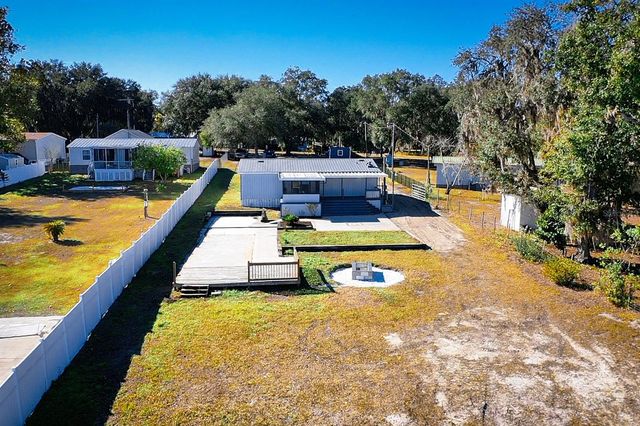 102 BENJAMIN DRIVE, Hawthorne, FL 32640