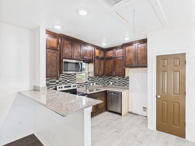 21613 Erika Ct, Porter, TX 77365