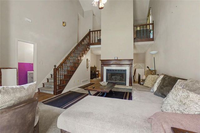 2358 Loren Falls Lane SW, Marietta, GA 30008