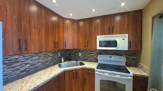 600 NE 2nd Street 108, Dania Beach, FL 33004