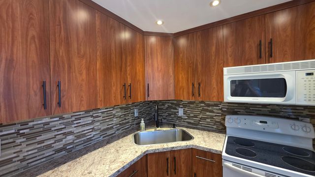600 NE 2nd Street 108, Dania Beach, FL 33004