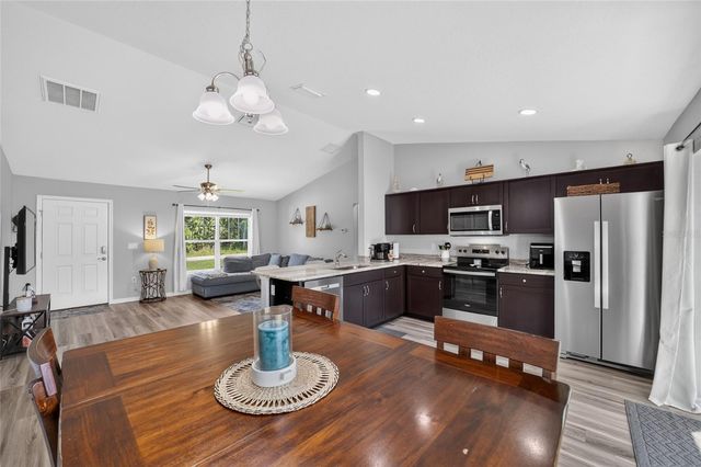 114 LOCUST LOOP, Ocala, FL 34472