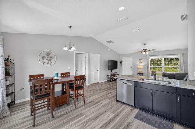 114 LOCUST LOOP, Ocala, FL 34472