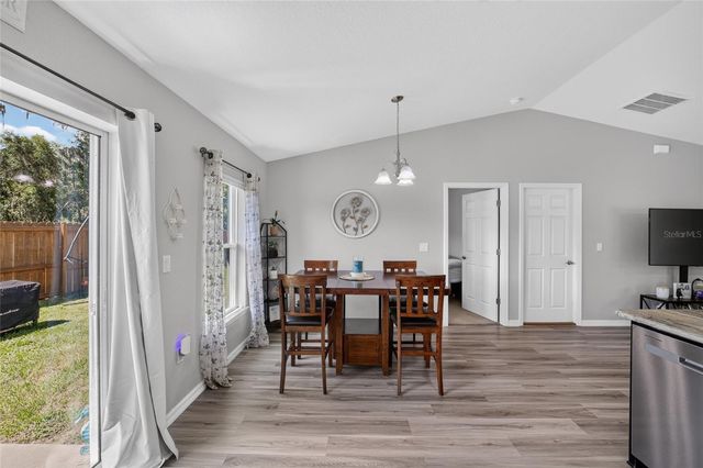 114 LOCUST LOOP, Ocala, FL 34472
