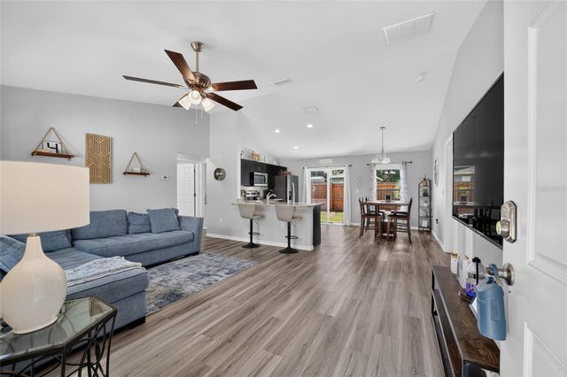 114 LOCUST LOOP, Ocala, FL 34472