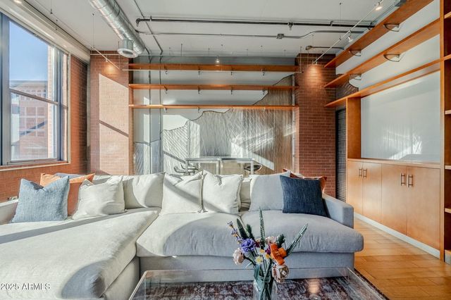 21 E 6TH Street 311, Tempe, AZ 85281