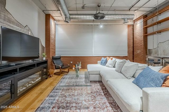 21 E 6TH Street 311, Tempe, AZ 85281