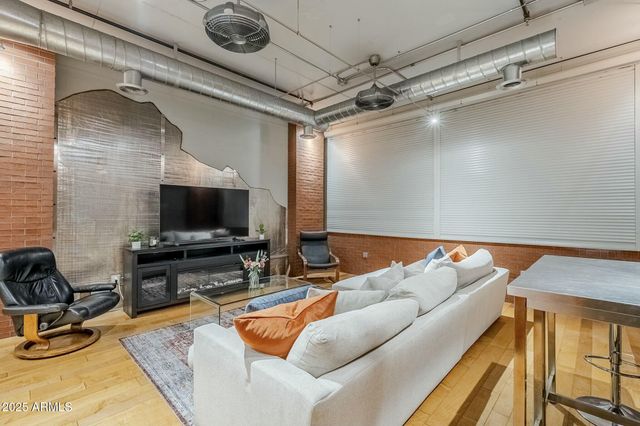 21 E 6TH Street 311, Tempe, AZ 85281