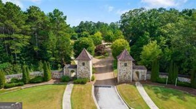 722 Giverny Way, South Fulton, GA 30213