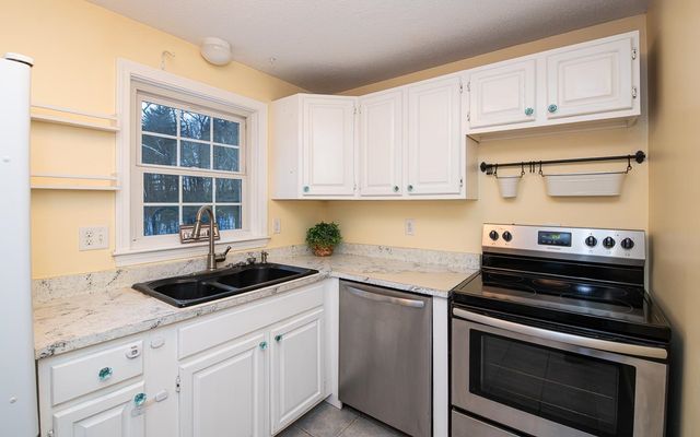 70A Old County Road A, Plaistow, NH 03865